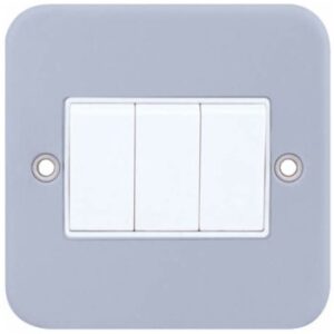 Selectric Metal Clad - Light Switch 10A 3G 2 Way