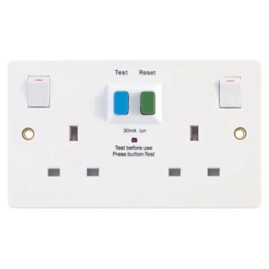 Selectric 13A 2G Double RCD - Switched Socket White